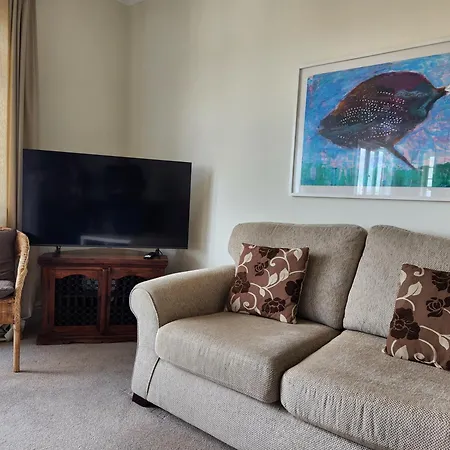 80 Filey Road - 2 Bed First Floor With Sea Views And Parking 公寓