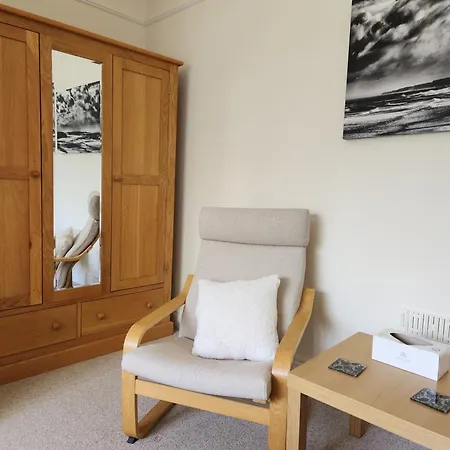 80 Filey Road - 2 Bed First Floor With Sea Views And Parking * 斯卡伯勒